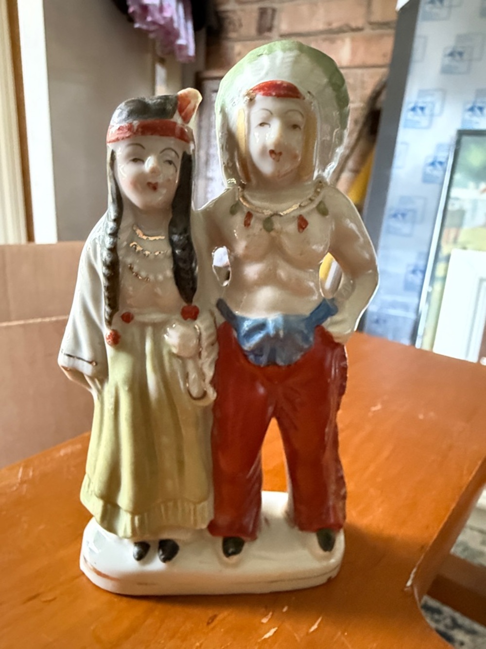 Native American Indian Chief and Woman - Vintage 1940-50 hand painted fr Japan